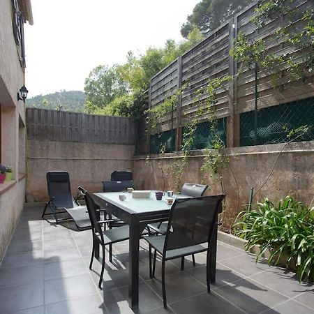 Appartement En Rez De Jardin Et Terrasse Ds Villa 耶尔 外观 照片