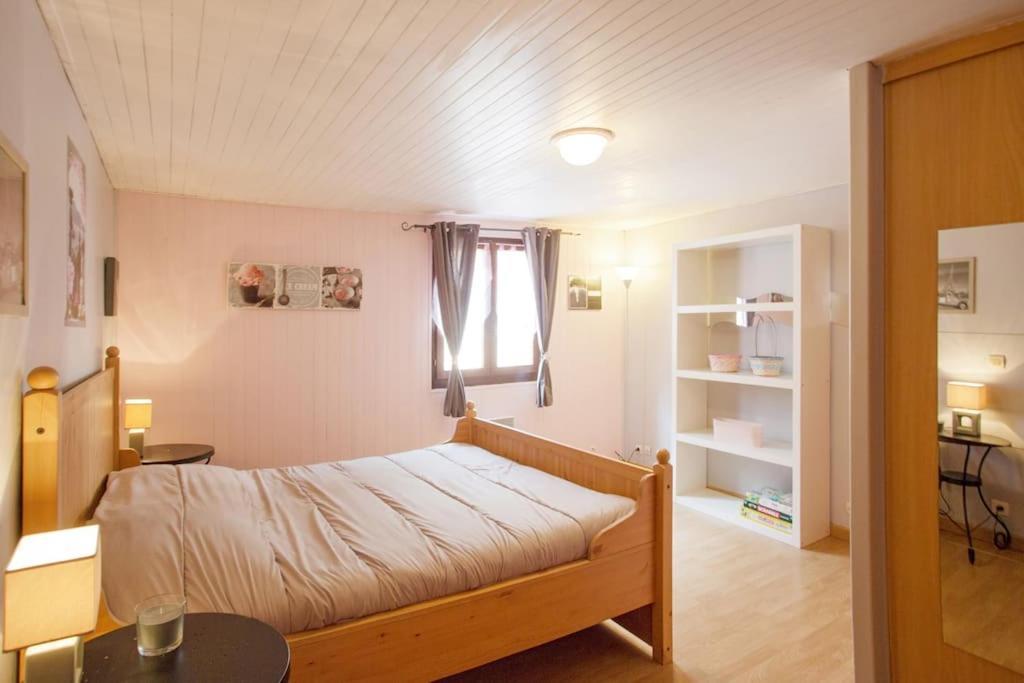 Appartement En Rez De Jardin Et Terrasse Ds Villa 耶尔 外观 照片